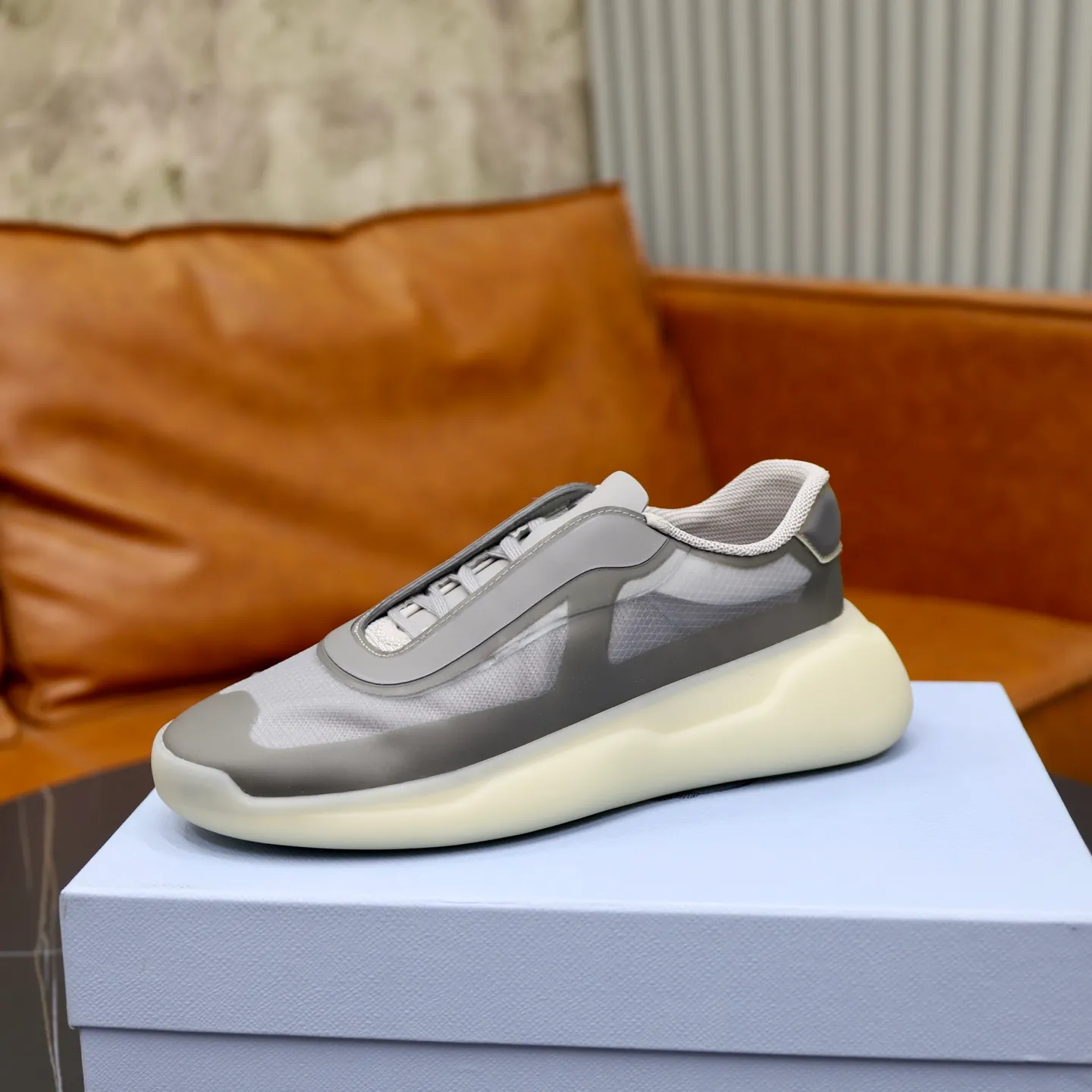 Men's Shoes 💰760💰 PRADA America's Cup Recycled Nylon and Bike Fabric Sneakers Practical and innovative, these regenerated nylon sneakers are modern, with lightweight soles and minimalist details. The upper is decorated with temperature-locking adhesive tape, screen-printed ADA logo, nylon loop shoelaces, T sole, made of ultra-light foam rubber filling material, rubber pattern texture, sole height: 40 mm, removable fabric-covered insole, Size 39-44